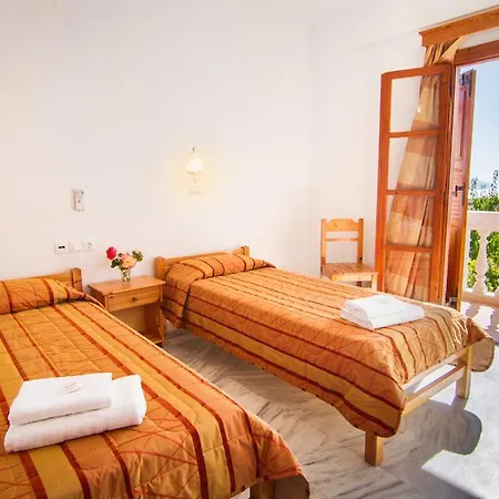 Village Twins 1 Íosz